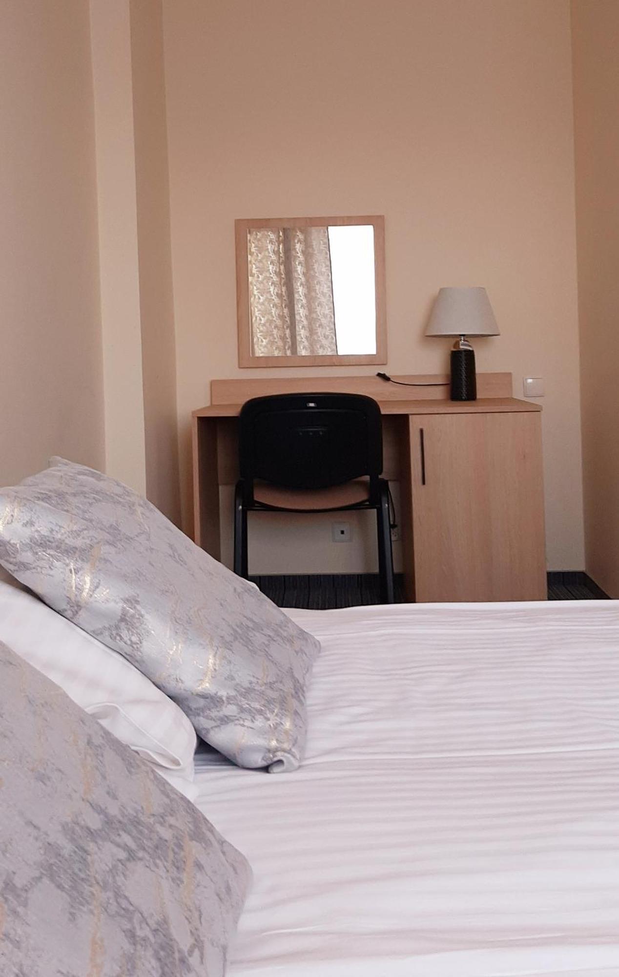 Hotel Bosir Bialystok Bagian luar foto