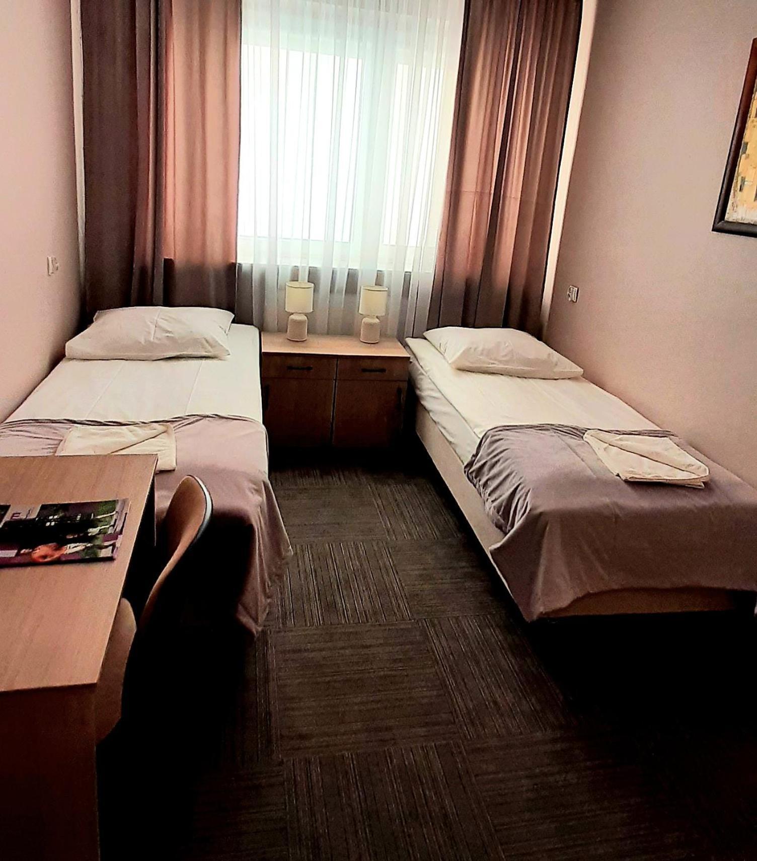 Hotel Bosir Bialystok Bagian luar foto