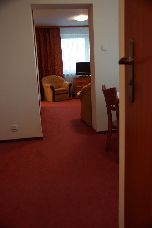 Hotel Bosir Bialystok Ruang foto