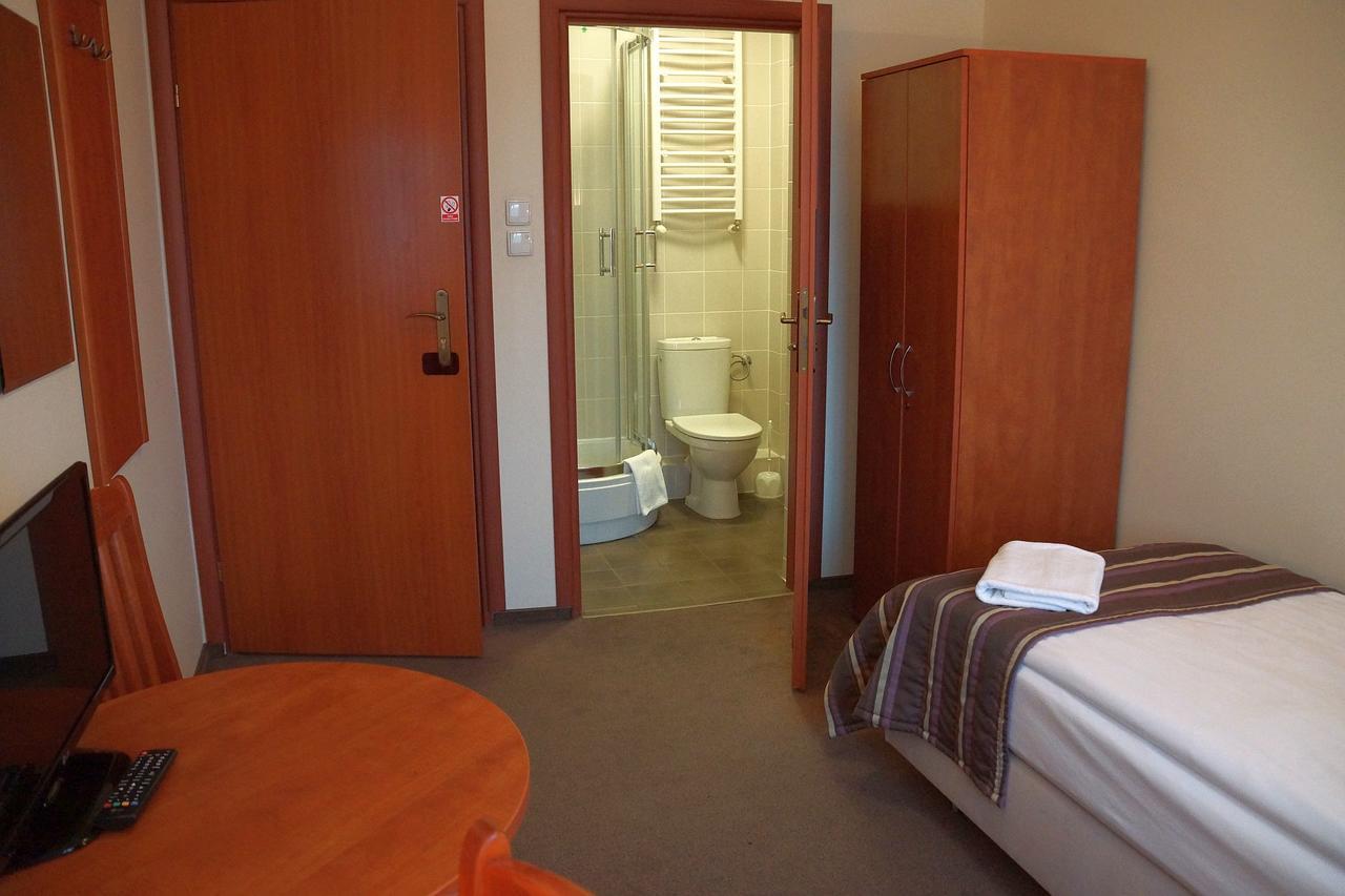 Hotel Bosir Bialystok Bagian luar foto